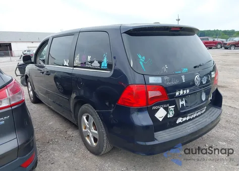 2010 Volkswagen Routan Se from USA, damaged, VIN 2V4RW3D15AR272566